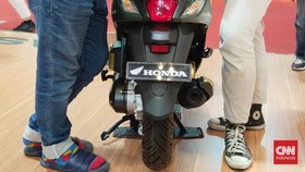 Perbandingan Diskon Skutik Honda dan Yamaha di Imos 2023