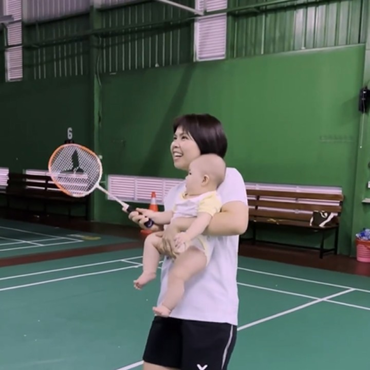 <p>Aktivitas ini mereka lakukan untuk mengenang masa saat Jessia masih dalam kandungan. (Foto: Instagram @greyspolii)<br /><br /><br /></p>