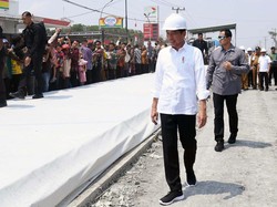 Telan Rp 800 M, Ini Progres Perbaikan Jalan Rusak di Lampung Viral Disebut Dajjal