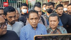 VIDEO: Kuasa Hukum Minta Polda Metro Jaya SP3 Kasus Firli
