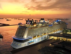 10 Keuntungan Wisata Naik Hotel Berjalan alias Cruise dengan Antavaya