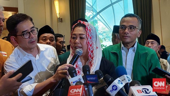 Putri Gus Dur, Yenny Wahid menyebut suara pemilih dari kalangan Nahdlatul Ulama (NU) akan terpecah pada Pilpres 2024.