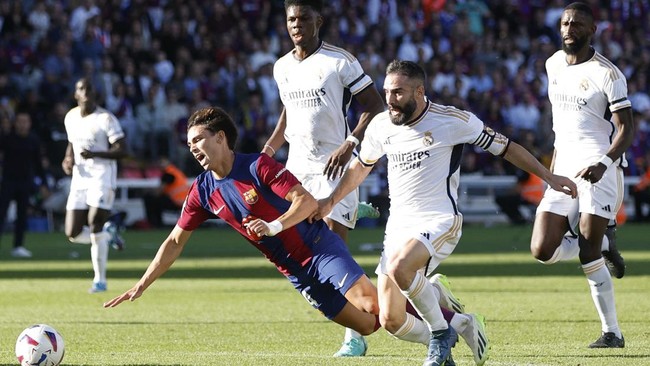 Berikut jadwal siaran langsung dan live streaming Real Madrid vs Barcelona di final Piala Super Spanyol malam ini.