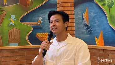 img-title Suka Fotografi, Dion Wiyoko Ketagihan Kunjungi Alam Flores