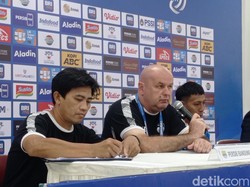 Bojan Hodak Bicara Kunci Kemenangan Persib Lawan PSS