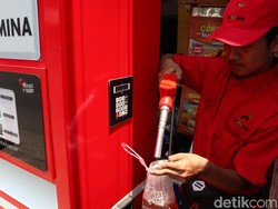 Laris Manis Bisnis Es Teh Viral, Raup Cuan-Ciptakan Lapangan Kerja