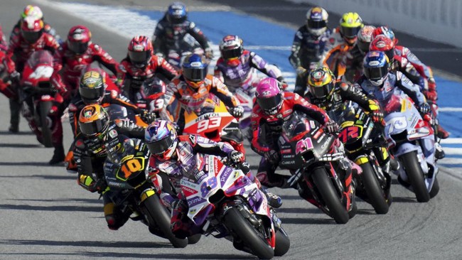 Perburuan poin MotoGP 2024 akan berlanjut ke MotoGP Thailand 2024 di Sirkuit Buriram, 25-27 Oktober. Berikut jadwal lengkap MotoGP 2024.