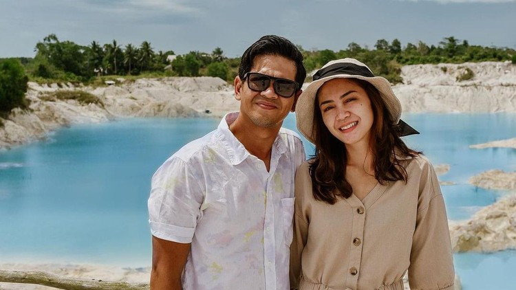 Surya Insomnia dan Istri