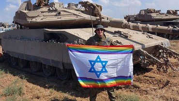 Tentara Gay Israel Kibarkan Bendera LGBT di Tank, Siap Jadi Sasaran Utama Hamas