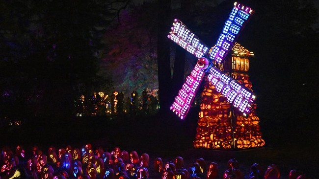 FOTO: Melihat 7.000 Labu Bercahaya di Perayaan Halloween New York