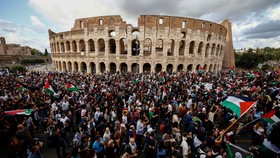 Dari Washington sampai Roma, Aksi Dukung Palestina Menggema di Dunia