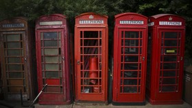 FOTO: Riwayat Bilik Telepon Merah yang Ikonik di Inggris