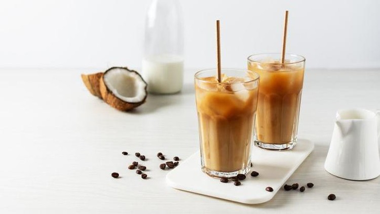 Ganti Gula di Kopi dengan 5 Pemanis yang Lebih Sehat Ini