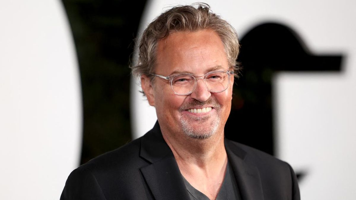 Barang Matthew Perry Mulai Dilelang, Ada Koleksi Naskah Friends
