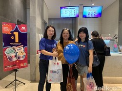 Kemeriahan Warga Medan Beli Es Krim Baskin Robbins Rp 1 Pakai Bank Mega