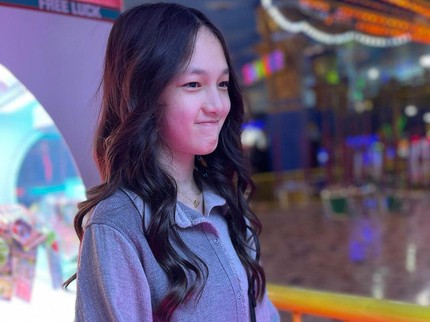 7 Potret Ultah ke-11 Elea Putri Ussy Sulistiawaty yang Disebut Mirip Jisoo BLACKPINK