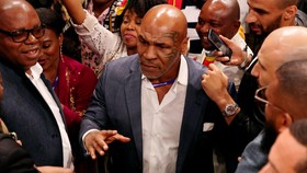 Mike Tyson Disebut Bakal Kembali Naik Ring di Usia 57 Tahun