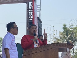 Prabowo-Gibran Janji Bakal Tambah Gaji Guru Rp 2 Juta Per Bulan