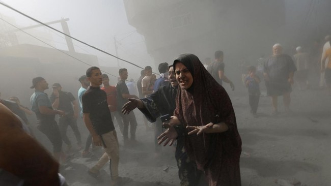 Presiden Jokowi menegaskan Indonesia tegas mengutuk keras serangan acak terhadap masyarakat dan fasilitas sipil di Gaza Palestina.