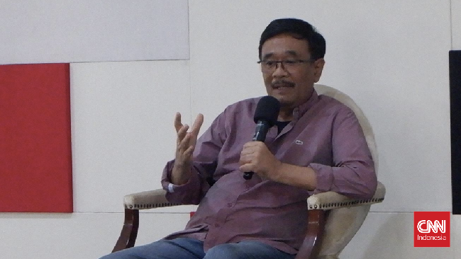 Ketua DPP PDIP Bidang Ideologi dan Kaderisasi Djarot Saiful Hidayat menyebut partainya setia dan ingin memastikan program Jokowi berakhir dengan tuntas.