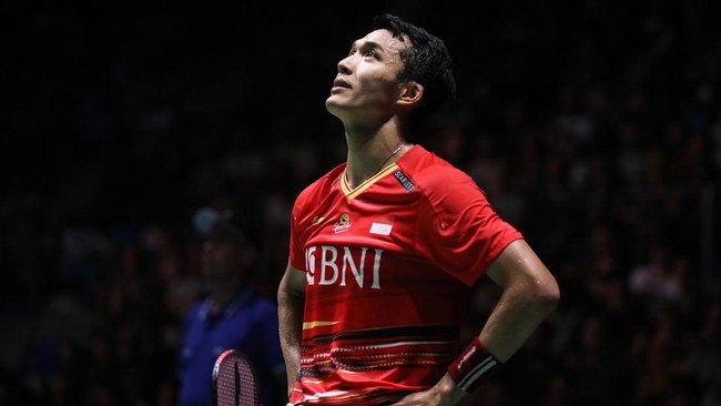 Tunggal putra Indonesia Jonatan Christie meluapkan kekecewaan usai tersingkir Malaysia Open 2024, Selasa (9/1).