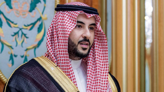 Menhan Kerajaan Arab Saudi Pangeran Khalid bin Salman akan bertemu salah satu pejabat Amerika Serikat di tengah perang pasukan Israel dengan milisi Hamas.
