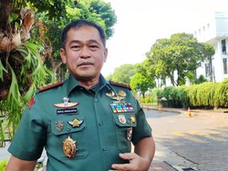 Pangkostrad Maruli Bertemu Pratikno di Setneg, Lapor Kondisi Terkini Luhut
