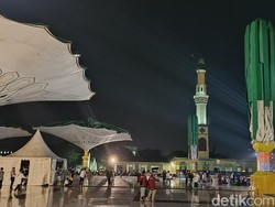Aduh! Payung Elektrik Masjid An Nur Pekanbaru Kuncup Saat Maulid Nabi