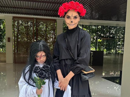 7 Potret Anak Artis Berkostum Halloween, Putri Ririn Ekawati Berdandan ala Hantu Lokal