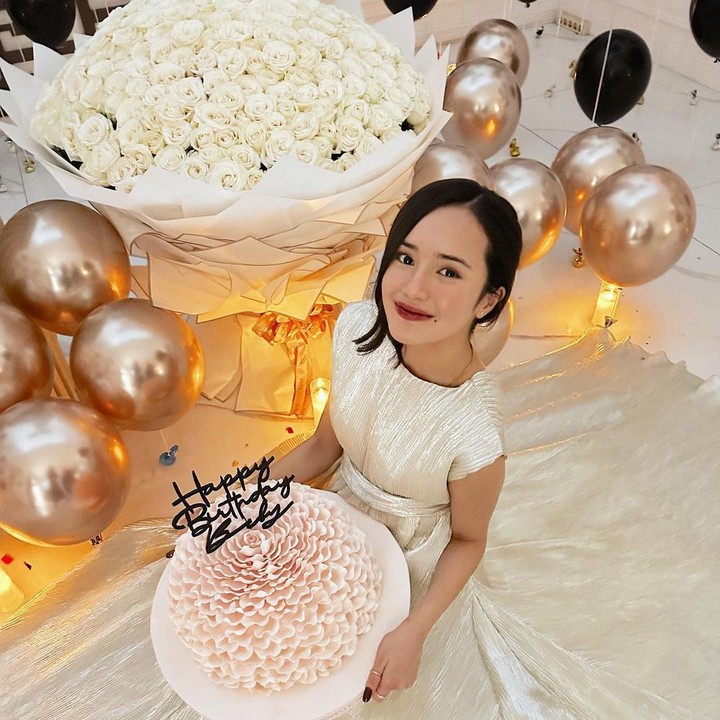 <p>Artis cantik Cut Beby Tsabina lahir pada 27 Oktober 2002, Bunda. Belum lama ini, ia baru saja merayakan ulang tahunnya yang ke-21. (Foto: Instagram: @bebytsabina)</p>