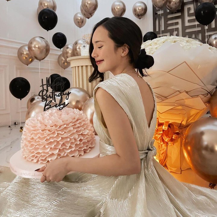 <p>Beby pun mendapatkan ucapan selamat dari banyak netizen, Bunda. Tidak sedikit yang mendoakan pemain sinetron <em>Mermaid In Love</em> ini selalu diberi kesehatan dan sukses dalam karier-nya. (Foto: Instagram: @bebytsabina)</p>