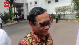VIDEO: Mahfud Benarkan Jokowi Ajak 3 Capres Makan Siang Bareng