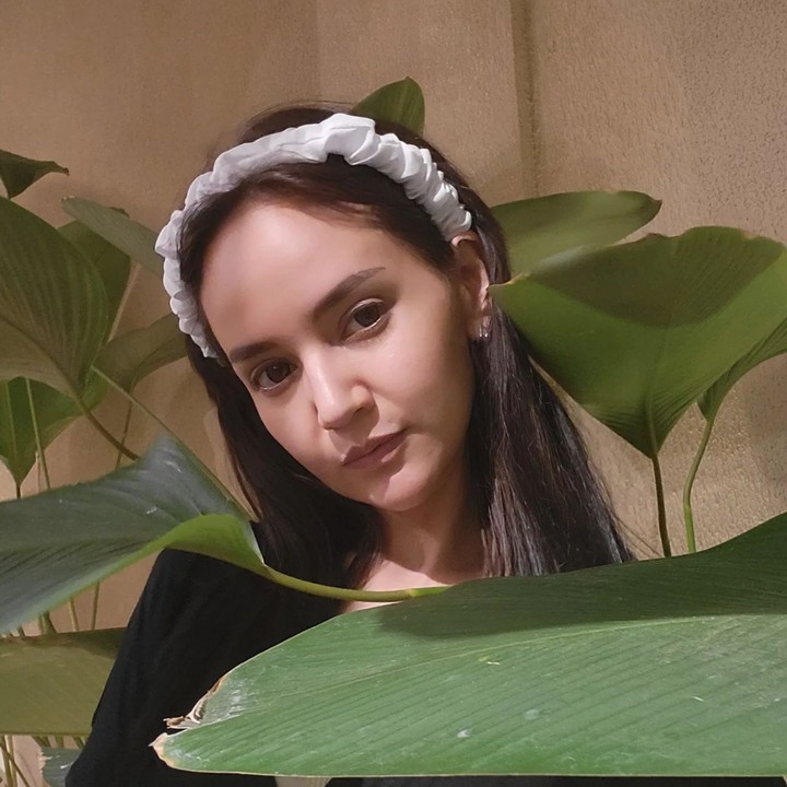 <p>Paras Angelica Simperler tanpa riasan juga terlihat cantik. Banyak netizen bilang, Bunda satu anak ini memiliki kecantikan natural dan paras cantik yang enggak bikin bosen dilihat. Setuju enggak nih? (Foto: Instagram @angelicasimp.new)</p>