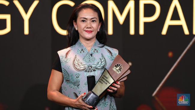 SUN Energy Raih Largest Solar Developer Company in Indonesia
