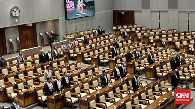 Draf RUU DKJ: Gubernur-Wagub Jakarta Ditunjuk & Diberhentikan Presiden RUU tentang Daerah Khusus Jakarta (DKJ) yang kini resmi menjadi usul DPR mengatur jabatan gubernur dan wakil gubernur bakal ditetapkan oleh Presiden RI.