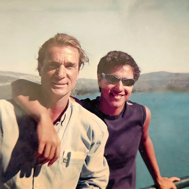 Ayah Sambung Wafat, 7 Foto Kebersamaan Hamish Daud & Mertua Raisa Tinggal Kenangan