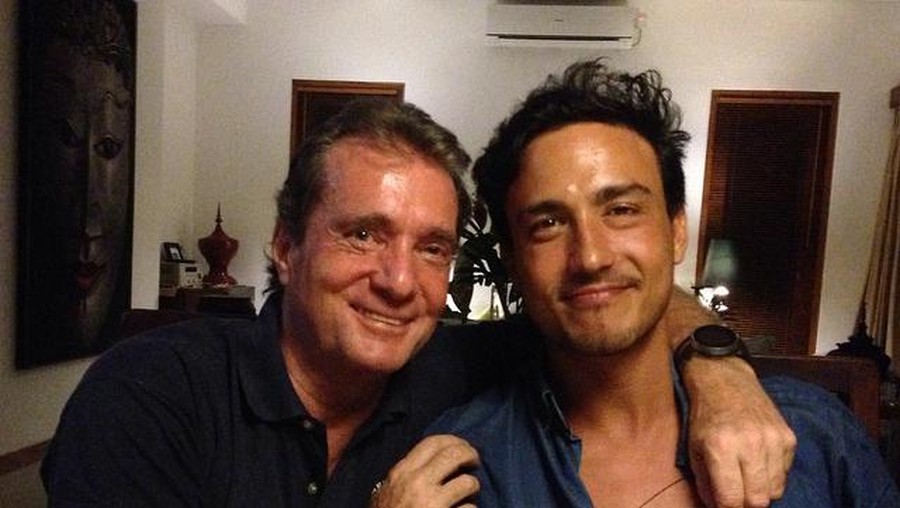 hamish daud hanish daud dan bapak sambungnya.
