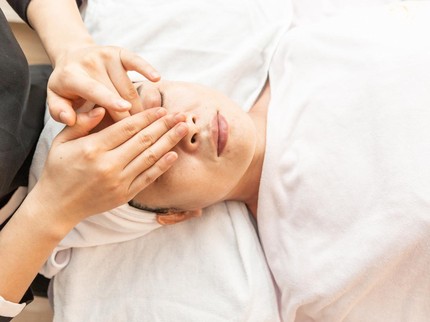 9 Cara Menghilangkan Bopeng Bekas Jerawat di Wajah, Bikin Kulit Mulus Kembali