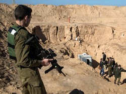 Israel Fokus Gempur Terowongan Hamas, Pakai Robot dan Buldoser