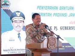 Pj Gubernur Jateng soal Foto Jemput Prabowo: Pejabat Daerah Menjemput Menhan