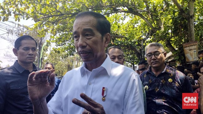 Presiden Joko Widodo (Jokowi) menyinggung tabiat pengusaha swasta yang terkadang ingin mengatur negara.