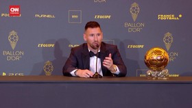 VIDEO: Messi Ungkap Makna Spesial Ballon d'Or Ke-8