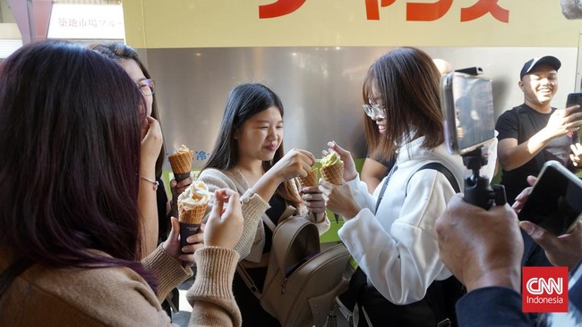 FOTO: Tsukiji Market, Pasar yang Jadi Magnet Wisatawan di Jepang