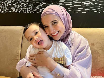 Tantangan Zaskia Sungkar soal Perkembangan Anaknya yang Lahir di Masa Pandemi