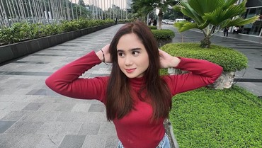 img-title Tissa Biani Ternyata Lebih Doyan Thrifting Dibanding Beli Baju Mahal di Mal