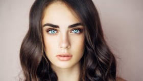 8 Fakta yang Jarang Diketahui Tentang Si Mata Biru