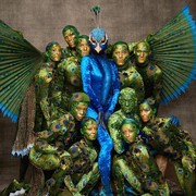 Selalu Totalitas, Heidi Klum Menjelma Jadi Burung Merak di Perayaan Halloween 2023