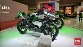 Motor Listrik Kawasaki Ninja Mirip 125 Cc Lari Maksimal Cuma 88 Kpj