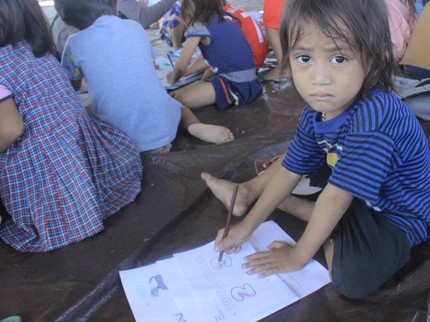 Biarlah Hiruk Pikuk Pasar Jadi Saksi Anak-anak Belajar Raih Mimpi