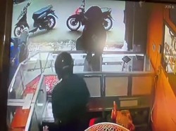 Jatanras Turun Tangan Kejar Perampok Toko Emas di PALI